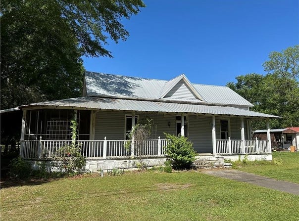 804 Main Street, Hurtsboro, AL 36860