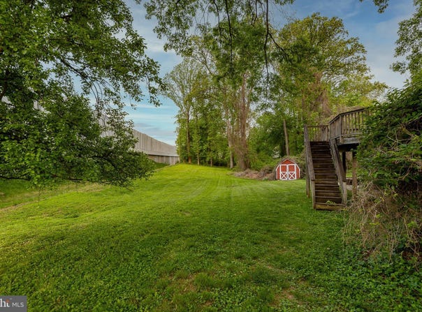 8419 WESLEYAN STREET, VIENNA, VA 22180