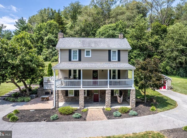 10 SMITH ROAD, WESTMINSTER, MD 21158