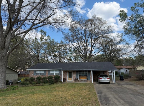 810 Michelle Drive, Winona, MS 38967