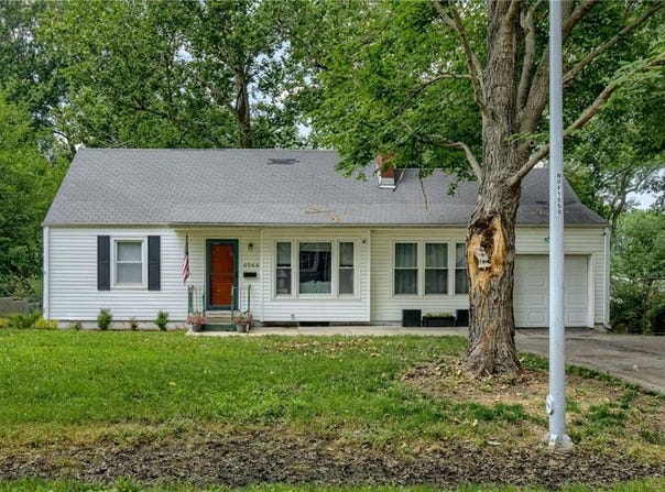 4944 N Brooklyn Avenue, Kansas City, MO 64118