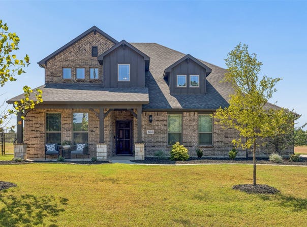 864 Shadow Valley Road, Whitesboro, TX 76273