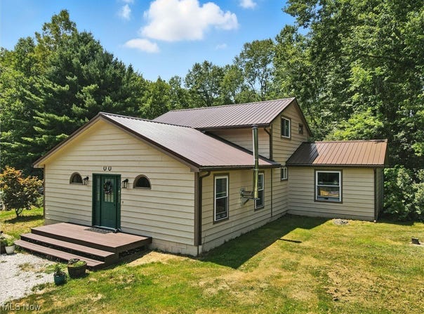 4064 Callender Road, Rock Creek, OH 44084