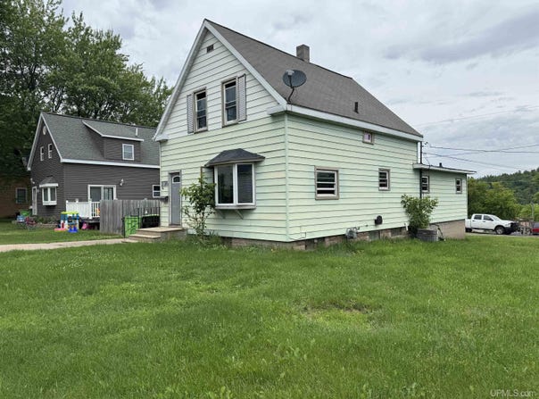 1017 Forest, Niagara C-WI, WI 54151