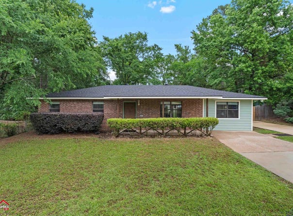 211 Locklear Ave, Longview, TX 75605