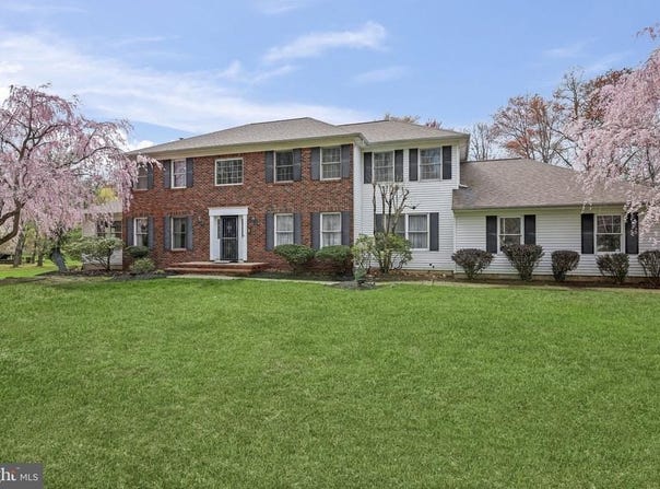 12 WOODLAND COURT, PRINCETON JUNCTION, NJ 08550