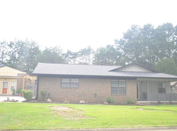 11 Bernard Drive, Conway, AR 72032