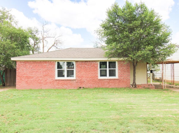620 N Donley Avenue, Tulia, TX 79088