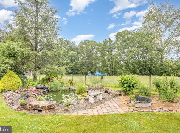4229 ROUNDTOP ROAD, ELIZABETHTOWN, PA 17022