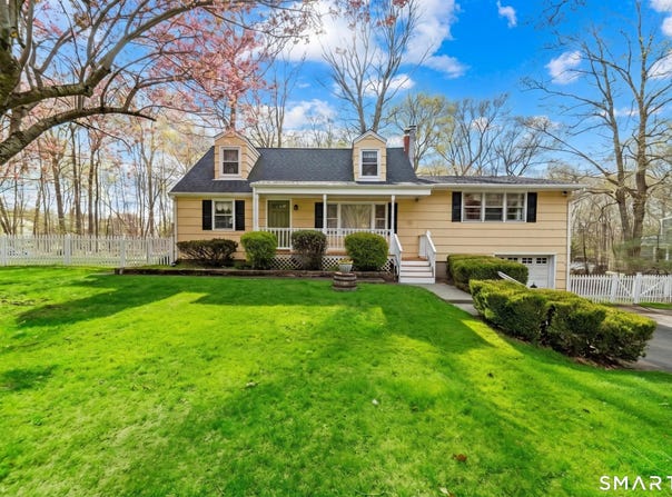 34 Lynn Drive, Monroe, CT 06468