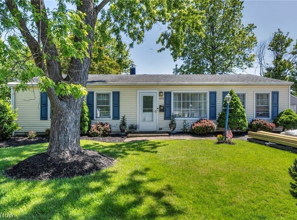 683 Lucille Drive, Elyria, OH 44035