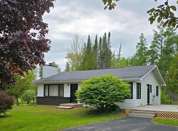 5693 E M 72, Williamsburg, MI 49690