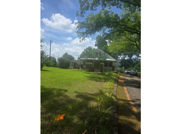 1010 n Hickory, Paris, AR 72855