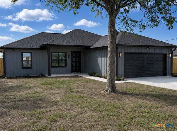 209 Haller Street, Yoakum, TX 77995