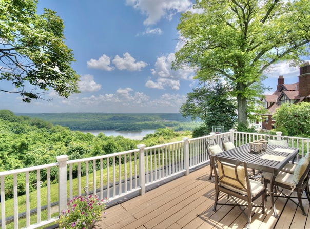 141 Manor Lane, Fort Thomas, KY 41075