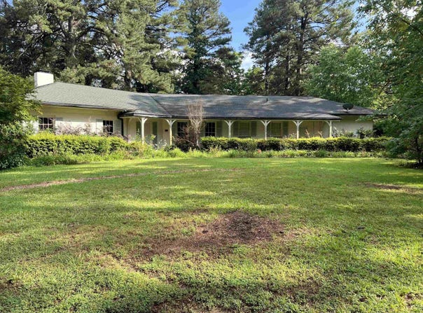 816 W 36th Avenue, Pine Bluff, AR 71603