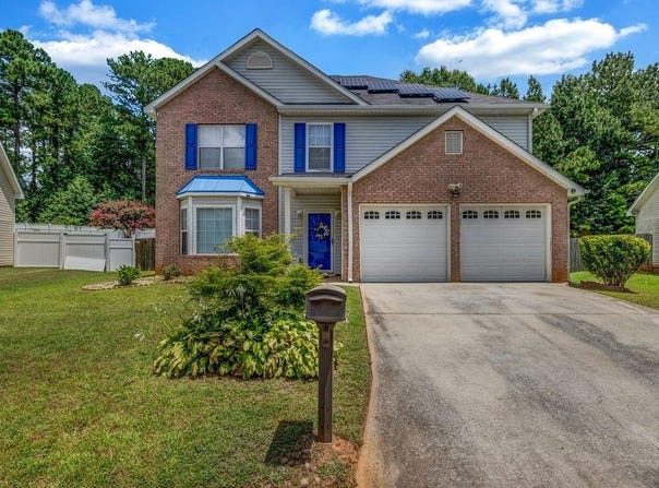 2958 Hampton Club Way E, Lithonia, GA 30038