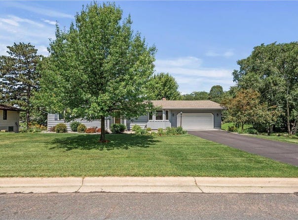 13600 Grand Avenue, Burnsville, MN 55337