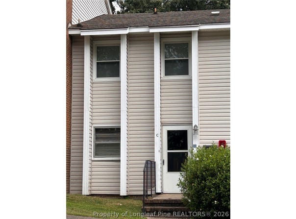 2696 Brigadoon Lane, Fayetteville, NC 28305