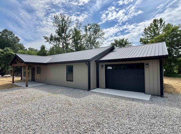 3333 N 900 E, Jasonville, IN 47438