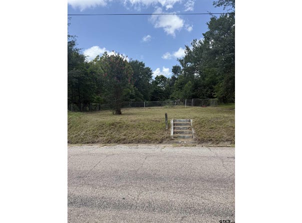 505 & 507 Edmonson Avenue, Athens, TX 75751