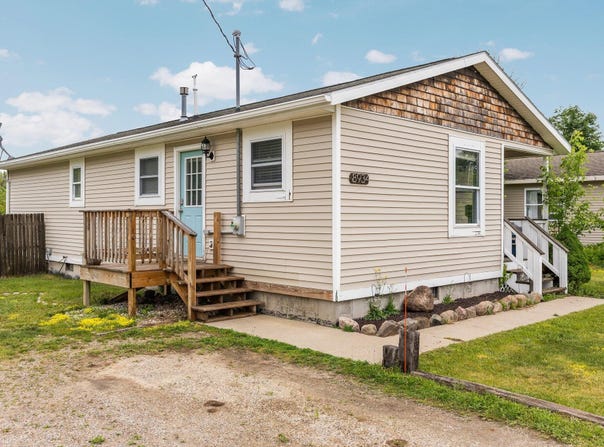 8934 Roberts Road, Mancelona, MI 49659