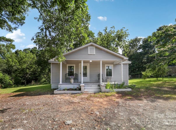13692 Newberry Road, Blair, SC 29015