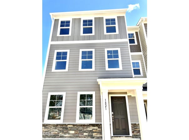 1821 Joscara Bend, Apex, NC 27502