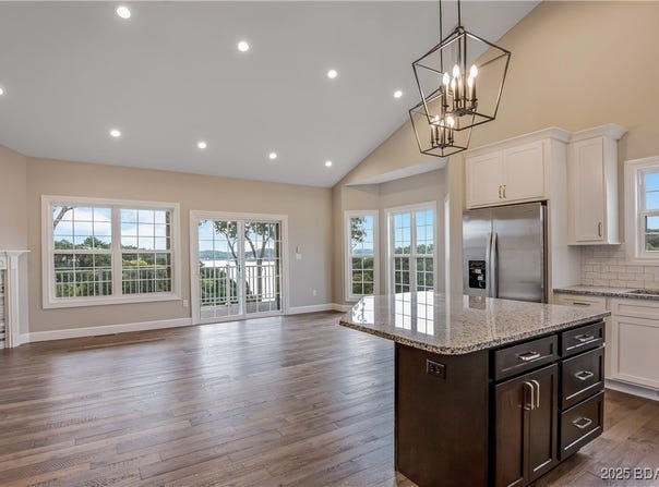 44 Enclaves Lane, Lake Ozark, MO 65049