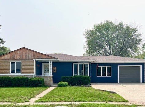 209 S 1st Street S, Panora, IA 50216
