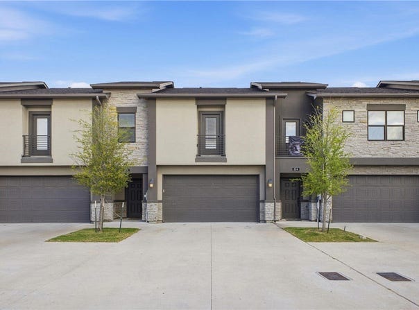 536 Momma Bear Drive, College Station, TX 77845