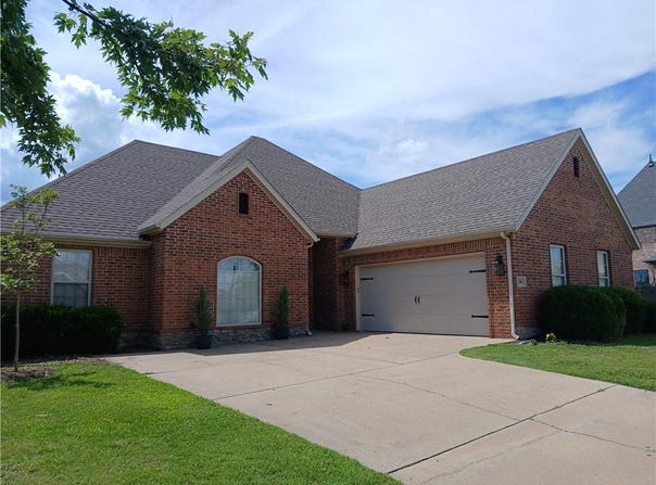700 Sterling  PL, Bentonville, AR 72712