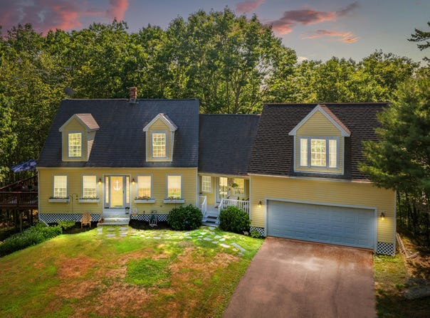 239 Clay Hill Road, York, ME 03902