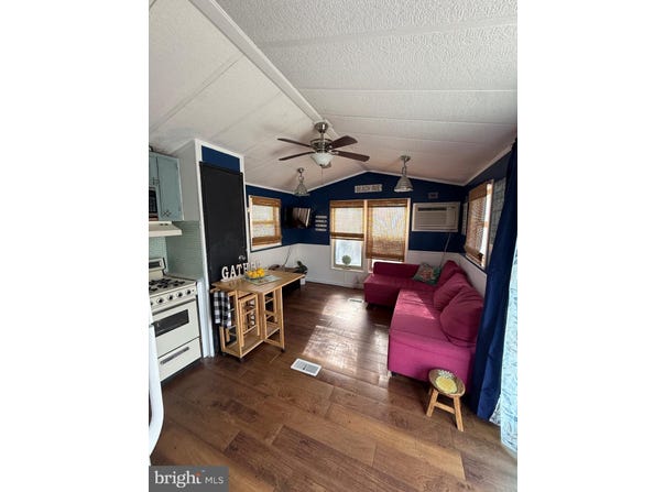 515 CORSON TAVERN RD, OCEAN VIEW, NJ 08230