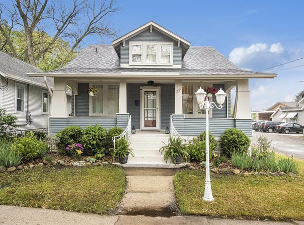 22 S Smith Street, New Buffalo, MI 49117