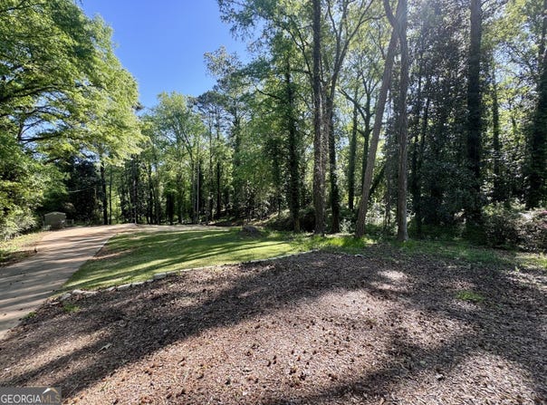 830 Piney Woods, Lagrange, GA 30240