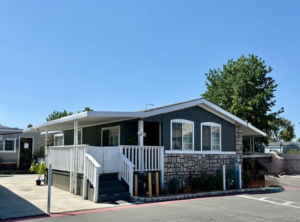 255 E Bradley, El Cajon, CA 92021