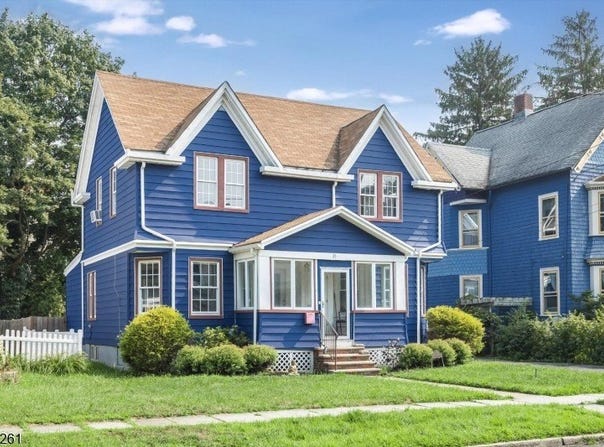 35 Benson St, Bloomfield Twp., NJ 07003-2721