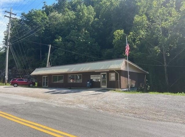 25 Hwy 406, Stinnett, KY 40868