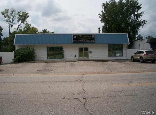1752 E Fifth Street, Washington, MO 63090