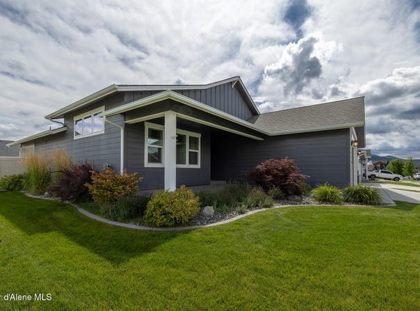 5266 W GUMWOOD CIR, Post Falls, ID 83854