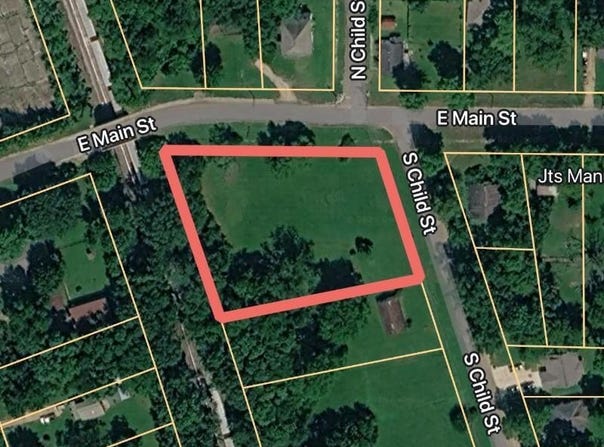 E Main St., Okolona, MS 38860