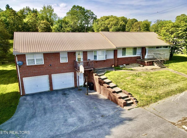 104 Knox St, New Tazewell, TN 37825