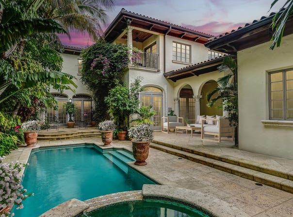 446 Brazilian Avenue, Palm Beach, FL 33480