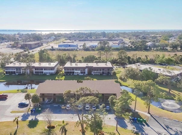 11 QUAILS RUN BOULEVARD, ENGLEWOOD, FL 34223