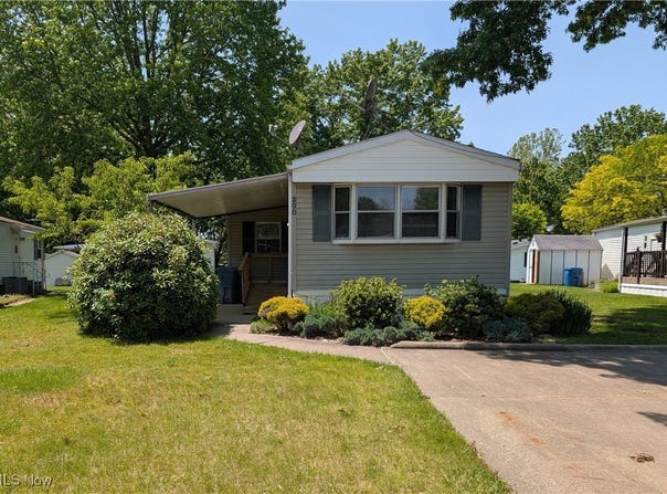 200 E Street SW, Navarre, OH 44662