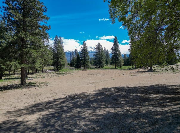 2319 HWY 97, Weed, CA 96094-9526