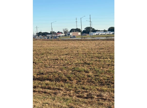 100  Apollo Rd, Scott, LA 70583