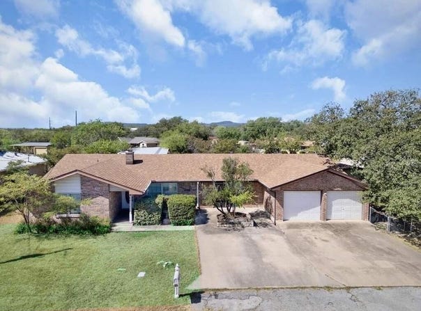 2025 Forest Trail, Kingsland, TX 78639