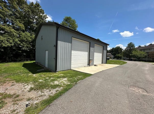 357 Saint Martins Lane, Hazard, KY 41701
